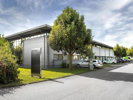 Lagerhalle zur Miete provisionsfrei 8 € 1.700 m² Lagerfläche teilbar ab 400 m² Lechhausen Lechhausen 86165