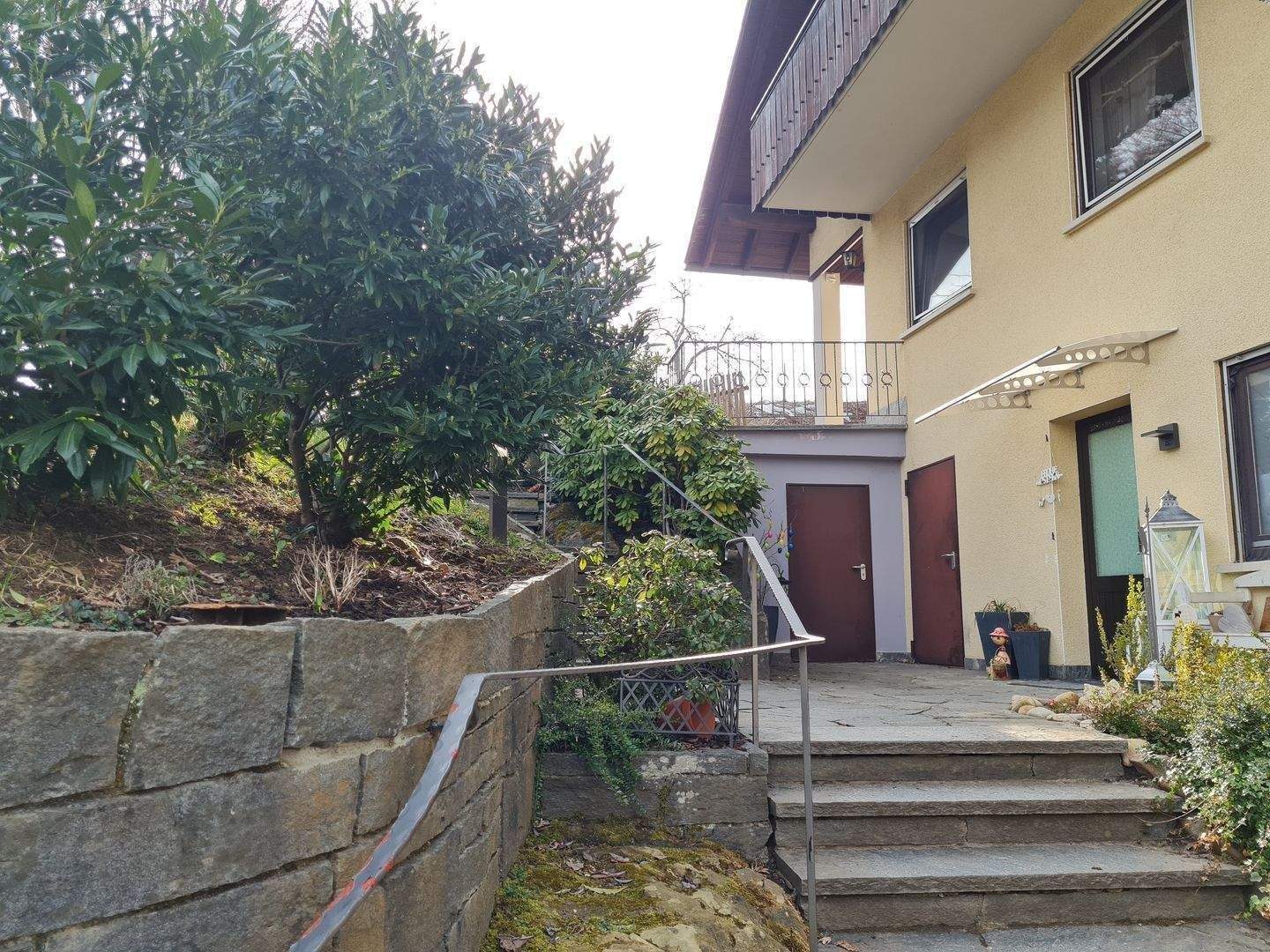 Immobilie in Zell am Harmersbach - Geräumige 5 Zimmer Wohnung in einem kleinen Mehrfamilienhaus für Kapitalanleger und Eigennutzer - Bild 3