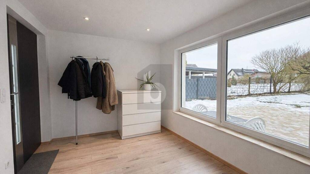 Doppelhaushälfte zum Kauf 230.000 € 5 Zimmer 126 m² 956 m² Grundstück Bilshausen 37434