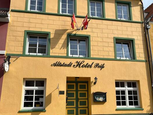 Hotel zum Kauf 1.150.000 € 25 Betten 116,3 m² Gastrofläche 271 m² Grundstück Altstadt Stralsund 18439
