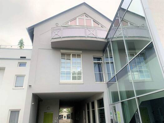 Studio zur Miete 361 € 1 Zimmer 53 m² 1. Geschoss Neunkirchen 2620