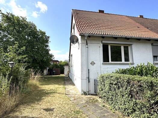 Doppelhaushälfte zum Kauf 109.000 € 85 m² 753 m² Grundstück Zörbig Zörbig 06780
