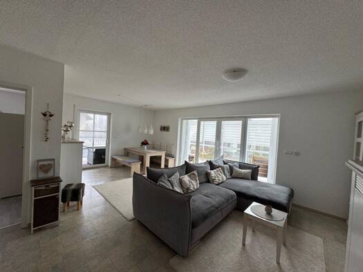 Wohnung zur Miete 680 € 2 Zimmer 102 m² Geschoss 1/2 frei ab sofort Mengersgereuth-Hämmern Frankenblick 96528