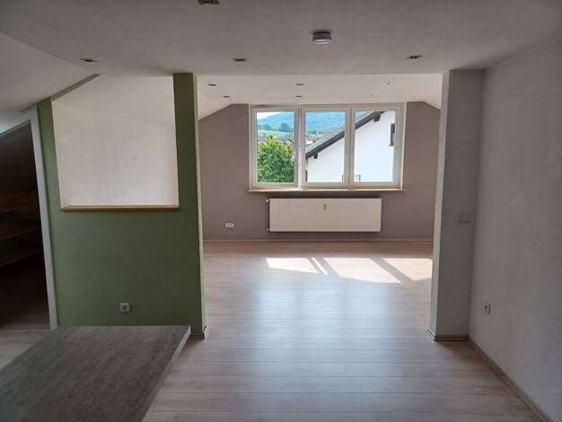 Wohnung zur Miete 650 € 3 Zimmer Dachgeschoss, 2. Geschoss Eschau Eschau 63863