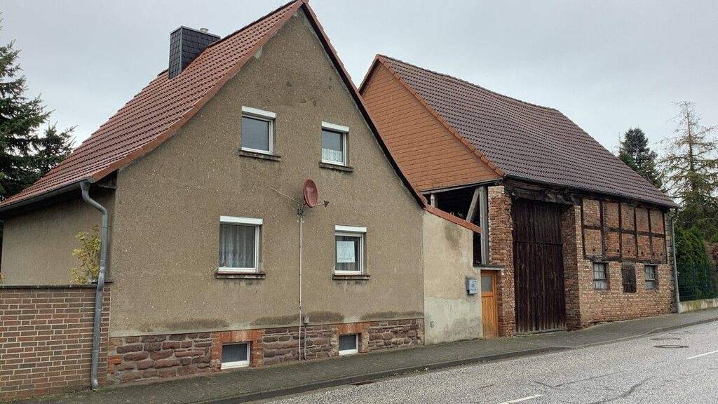Einfamilienhaus zum Kauf 35.000 € 3 Zimmer 70 m² 753 m² Grundstück Hauptstraße 18 Hakenstedt 39343