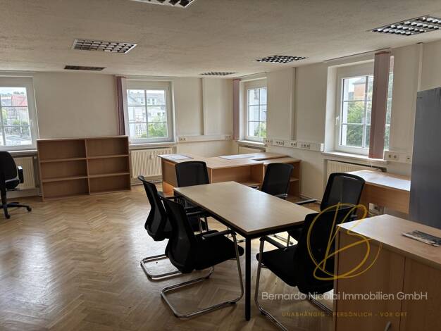 Bürofläche zur Miete 3,50 € 135 m² Bürofläche Ohorn 01896