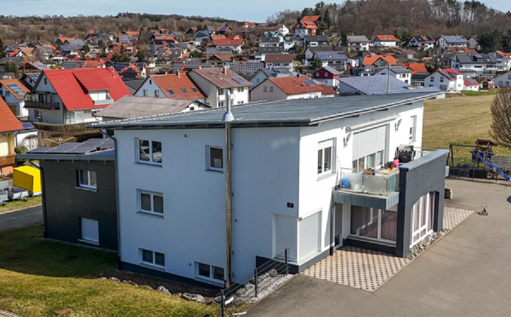 Mehrfamilienhaus zum Kauf 1.150.000 € 15,5 Zimmer 424 m²<br/>Wohnfläche 1.428 m²<br/>Grundstück Schwenningen 72477