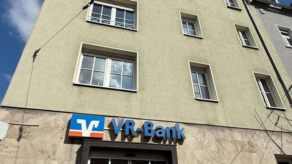 Laden zur Miete 1.550 € 3 Zimmer 151,7 m² Verkaufsfläche Matterstockstraße 27 Grombühl Würzburg 97080