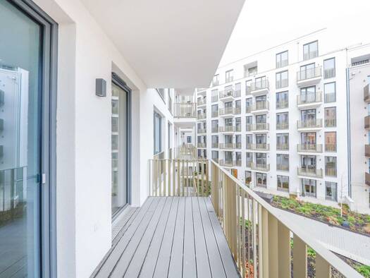 Wohnung zur Miete 1.100 € 5 Zimmer 118 m² Geschoss 3/5 frei ab sofort Jahnstraße Wilsdruffer Vorstadt/Seevorstadt-West Ortsamtsbereich Altstadt 01067