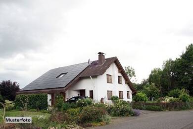 Einfamilienhaus zur Zwangsversteigerung 585.000 € 5 Zimmer 152 m² 5.247 m² Grundstück Harthausen Ulm 89081