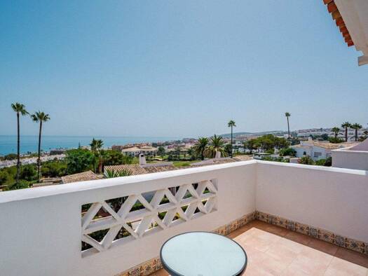 Villa zum Kauf 544.500 € 177 m² La Duquesa, Malaga