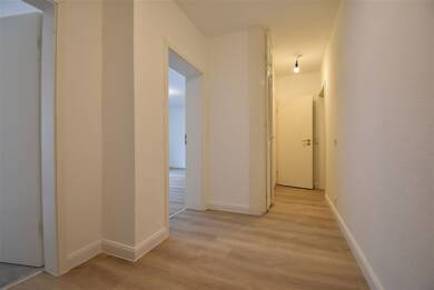 Wohnung zur Miete 625 € 2 Zimmer 61 m² 1. Geschoss frei ab sofort Siemensstr. 22 Altendorf Essen 45143