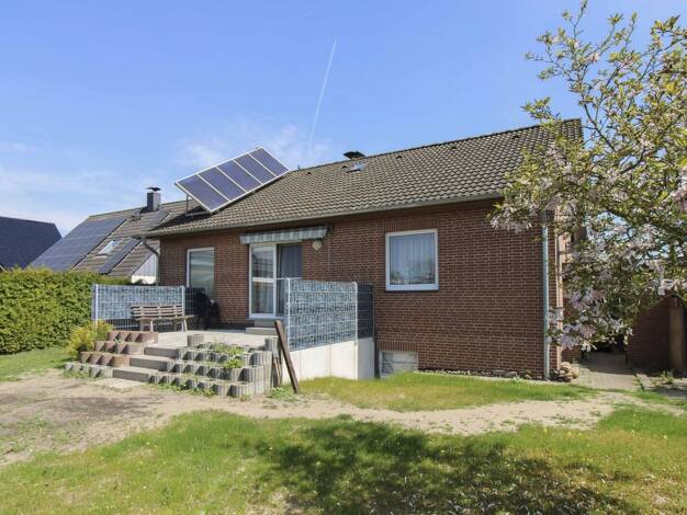 Sonstiges zum Kauf als Kapitalanlage geeignet 299.000 € 6 Zimmer 145 m² 600,1 m² Grundstück Osloß 38557