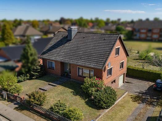 Einfamilienhaus zum Kauf 240.000 € 6 Zimmer 128,2 m² 1.074 m² Grundstück Bleckede Bleckede 21354