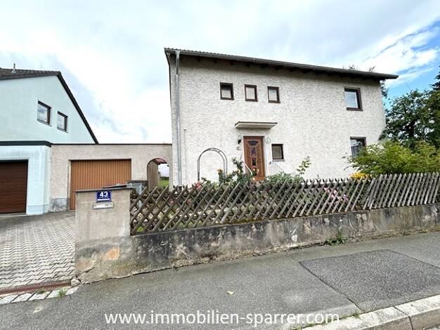 Einfamilienhaus zum Kauf 239.000 € 6 Zimmer 139,2 m² 730 m² Grundstück Moosbürg Weiden in der Oberpfalz 92637