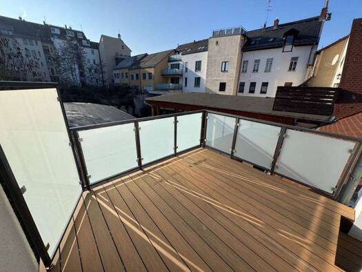 Wohnung zur Miete 526 € 2,5 Zimmer 86,2 m² 2. Geschoss Topfmarkt 10 Altenburg 04600