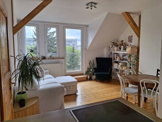 Wohnung zur Miete 204 € 1,5 Zimmer 35 m² frei ab 01.04.2026 Bernsdorf Chemnitz 09126