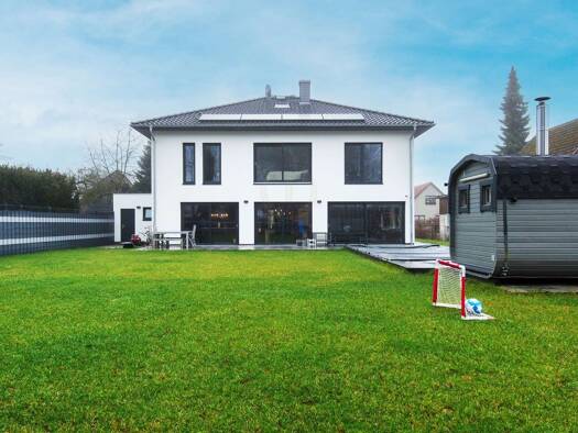 Villa zum Kauf 1.539.000 € 7 Zimmer 248 m² 987 m² Grundstück Brieselang 14656