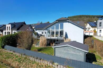 Haus zum Kauf 369.000 € 221 m² 592 m² Grundstück Oberstadtfeld 54570