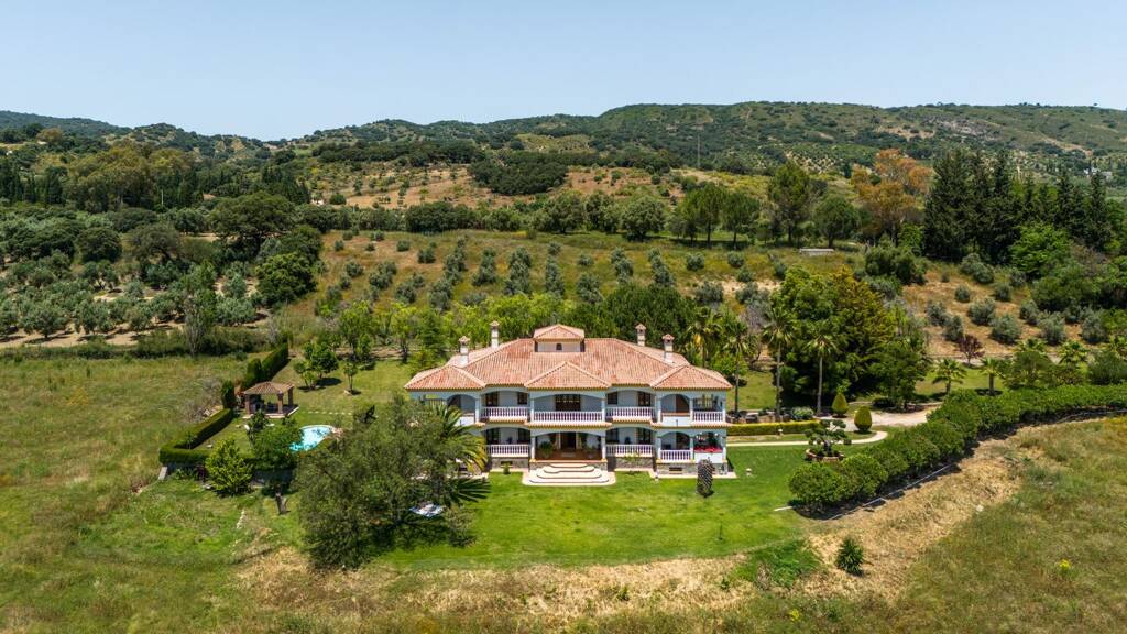 Landhaus zum Kauf 1.800.000 € 6 Zimmer 1.177 m² 35.939 m² Grundstück Ronda 29400