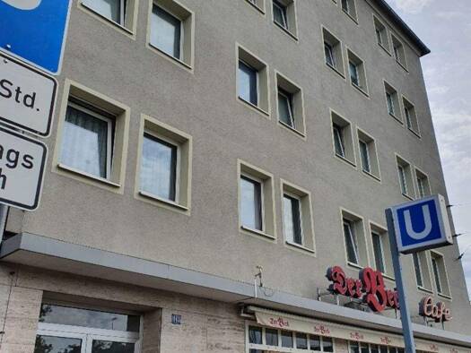 Studio zur Miete 500 € 1 Zimmer 40 m² 4. Geschoss frei ab 01.04.2026 Frankenstr. 145 Gibitzenhof Nürnberg 90461