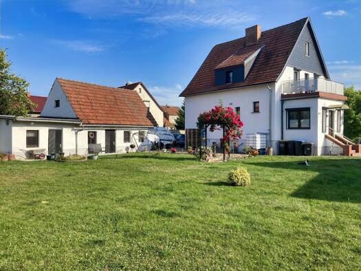 Einfamilienhaus zum Kauf 235.000 € 5 Zimmer 145 m² 1.400 m² Grundstück Oberröblingen Sangerhausen 06526