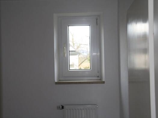 Wohnung zur Miete 1.150 € 3,5 Zimmer 85 m² Geschoss 2/3 frei ab 01.05.2026 Neutraubling 93073