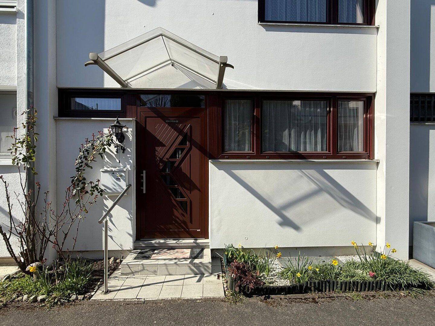 Reihenmittelhaus zum Kauf - Ansicht 2