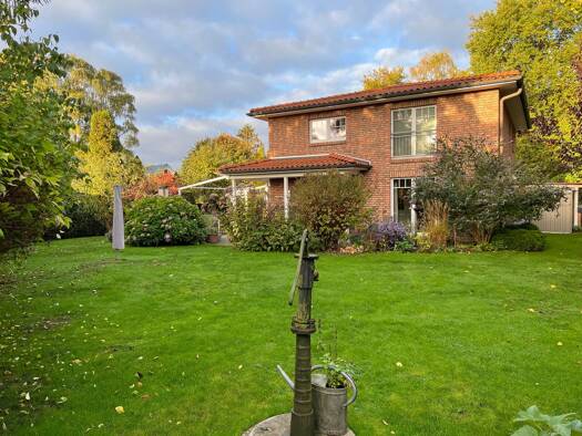 Einfamilienhaus zum Kauf provisionsfrei 1.295.000 € 5 Zimmer 164 m² 1.057 m² Grundstück Niendorf Hamburg 22453