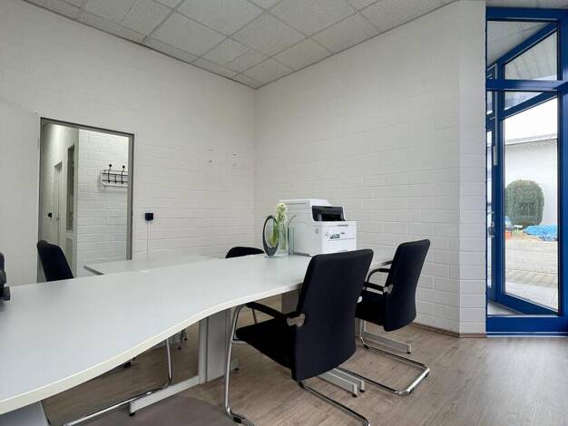 Bürogebäude zur Miete provisionsfrei 3.200 € 270 m² Bürofläche Eugenbach Altdorf 84032