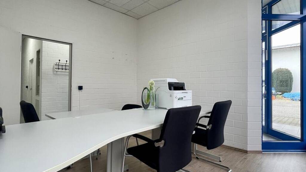 Bürogebäude zur Miete provisionsfrei 3.200 € 270 m² Bürofläche Eugenbach Altdorf 84032