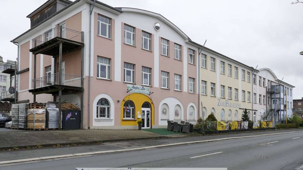 Studio zur Miete 255 € 1 Zimmer 51,8 m² Zeulenroda Zeulenroda-Triebes 07937