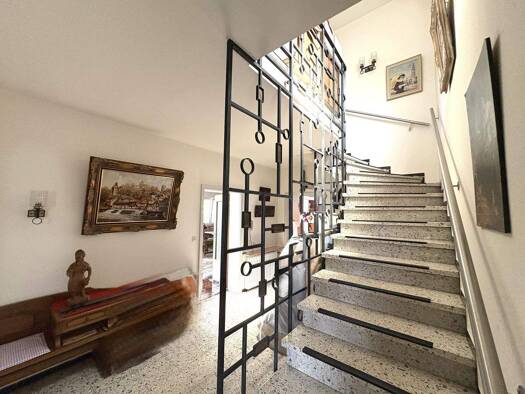 Einfamilienhaus zum Kauf 499.000 € 5 Zimmer 178,6 m² 615 m² Grundstück Weiherhof Zirndorf 90513