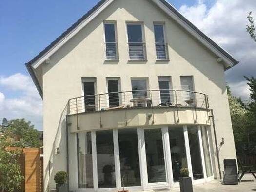 Wohnung zur Miete 1.450 € 2 Zimmer 77 m² Geschoss 1/2 frei ab 01.03.2026 Lehmbacher Weg 130 a Brück Köln 51109