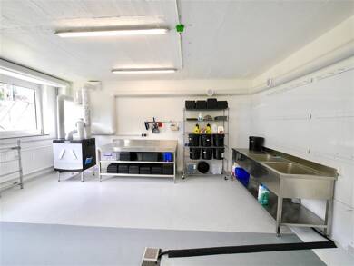 Ladenfläche zur Miete 7 € 3 Zimmer 119 m² Verkaufsfläche Cadolzburg Cadolzburg 90556