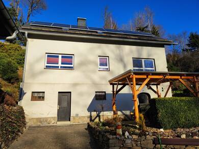 Einfamilienhaus zum Kauf 119.000 € 5 Zimmer 110 m² 1.050 m² Grundstück frei ab sofort Hennersdorf Augustusburg 09573