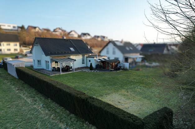 Einfamilienhaus zum Kauf 297.000 € 4 Zimmer 116 m² 724 m² Grundstück frei ab 01.06.2025 Stolpweg 17 Beverungen Beverungen 37688