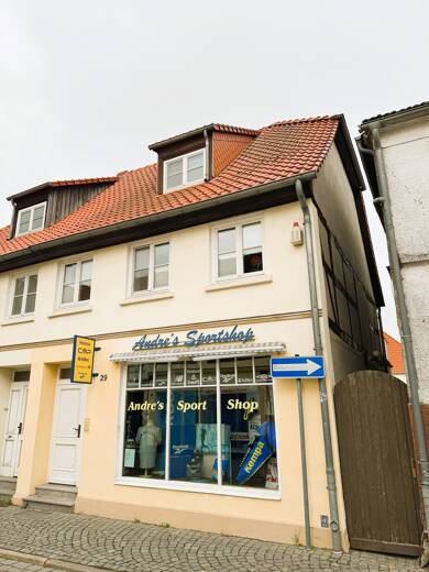 Haus zum Kauf 249.000 € 4 Zimmer 108 m² 157 m² Grundstück frei ab sofort Lange Str. 29 Malchow 17213