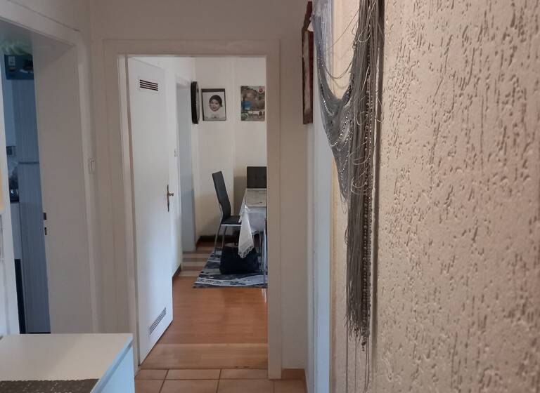 Wohnung zum Kauf 215.000 € 5 Zimmer 108 m²<br/>Wohnfläche 3.<br/>Geschoss Innen Remscheid 42857