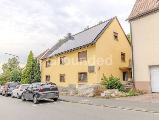 Mehrfamilienhaus zum Kauf 679.000 € 11 Zimmer 299 m² 456 m² Grundstück Felsenstraße 21 Roßtal 90574