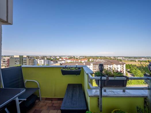 Wohnung zum Kauf 330.000 € 3 Zimmer 77,6 m² 9. Geschoss Neugermering Germering 82110