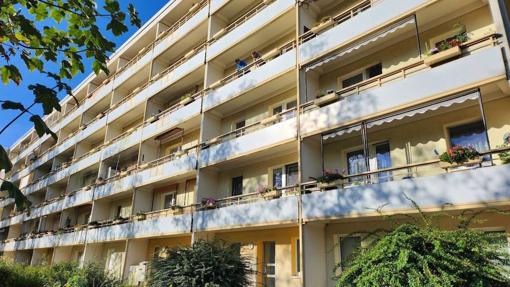 Wohnung zur Miete 332 € 3 Zimmer 57,3 m² 4. Geschoss Clara-Zetkin-Ring 53 Frankfurt Frankfurt (Oder) 15232