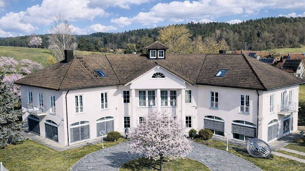 Haus zum Kauf 12 Zimmer 714 m² 3.528 m² Grundstück frei ab sofort Mitterscheyern Scheyern / Mitterscheyern 85298