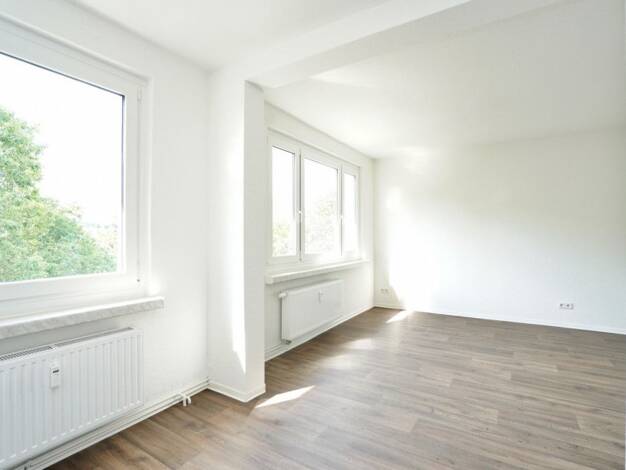 Wohnung zur Miete 347 € 2 Zimmer 57,8 m² 4. Geschoss frei ab 01.12.2026 Arthur-Strobel-Straße 78 Gablenz Gablenz 09127
