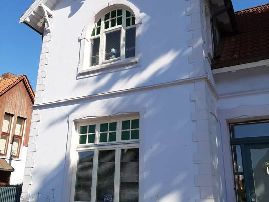 Villa zur Miete 1.700 € 8 Zimmer 280 m² 933 m² Grundstück frei ab 01.10.2026 Wittmund 26409