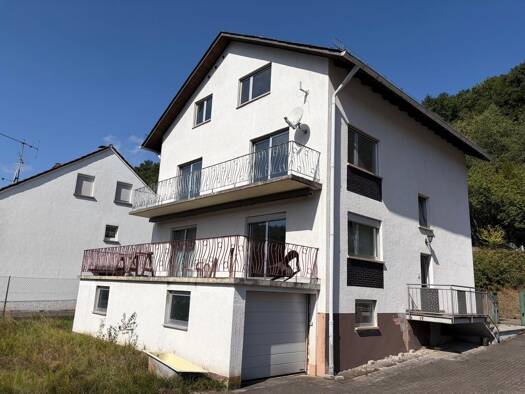 Mehrfamilienhaus zum Kauf 349.000 € 9 Zimmer 236 m² 5.343 m² Grundstück Waldfischbach-Burgalben 67714