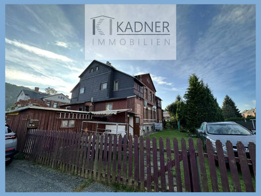 Mehrfamilienhaus zum Kauf 68.000 € 8 Zimmer 107,2 m² 541 m² Grundstück Emil-Claviez-Siedlung 10 Adorf Adorf 08626