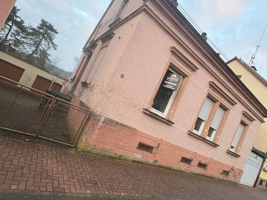 Einfamilienhaus zum Kauf 139.000 € 5 Zimmer 178 m² 501 m² Grundstück Wiebelskirchen Neunkirchen 66540
