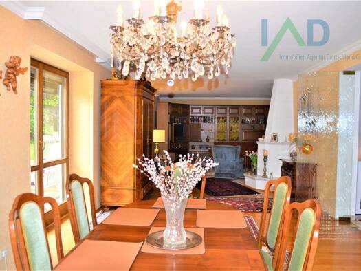 Einfamilienhaus zum Kauf 669.000 € 6 Zimmer 205 m² 892 m² Grundstück Landau Landau an der Isar 94405