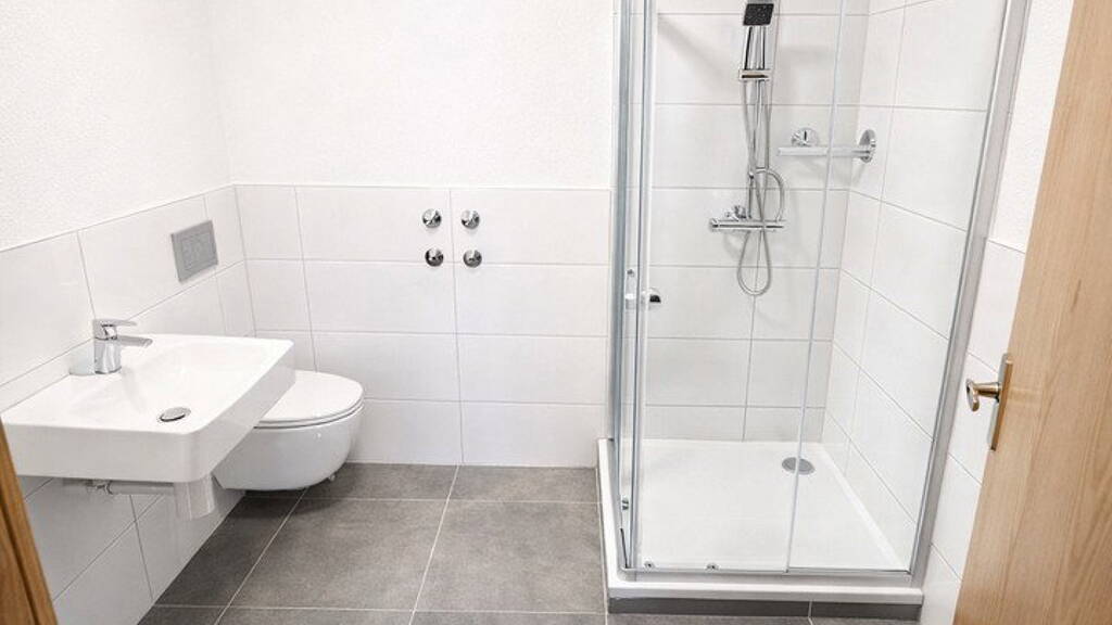 Wohnung zum Kauf provisionsfrei 165.000 € 3 Zimmer 90 m² 1. Geschoss Heuholzerstrasse 11 Untersteinbach 74629